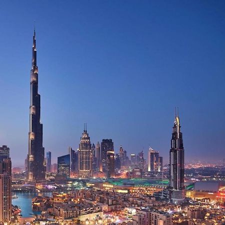 Dxb Hostel Near Adcb Metro Station Dubai Exteriör bild