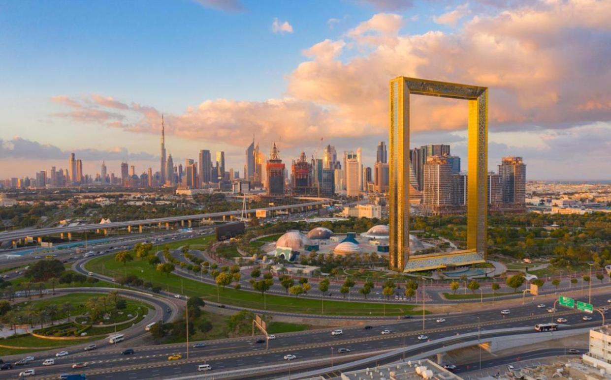 Dxb Hostel Near Adcb Metro Station Dubai Exteriör bild
